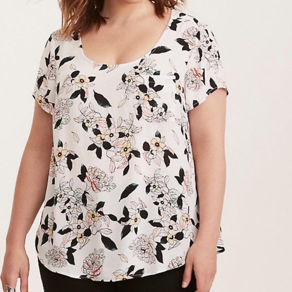 Torrid Floral Georgette Button Back Top